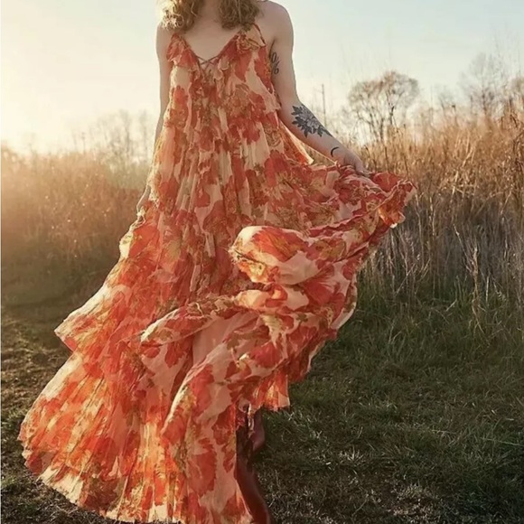 Free People Dresses & Skirts - NWOT $398 Free People Magnolia Maxi Floral Tiered Dress Z81-1